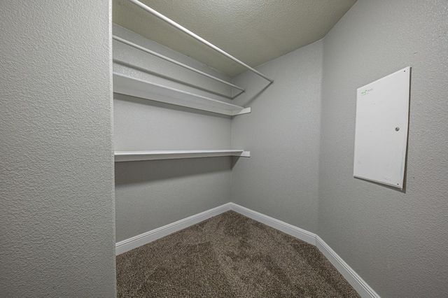 8271 Shay Cir, Stockton, CA 95212