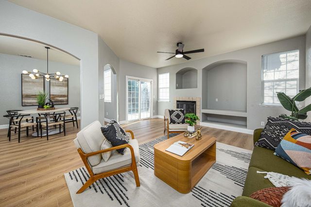 8271 Shay Cir, Stockton, CA 95212