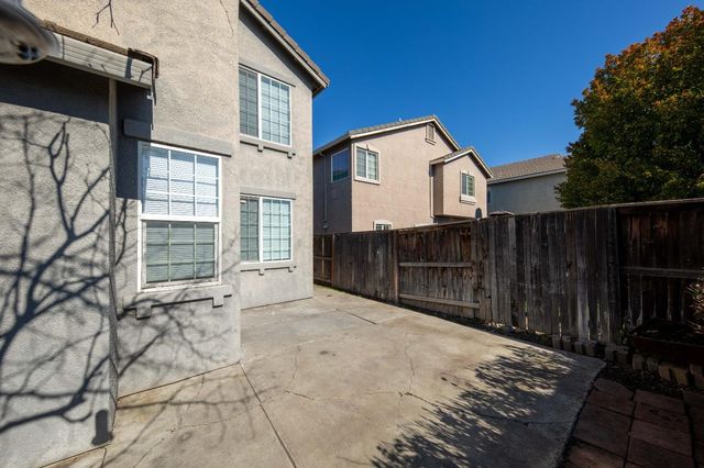 8271 Shay Cir, Stockton, CA 95212