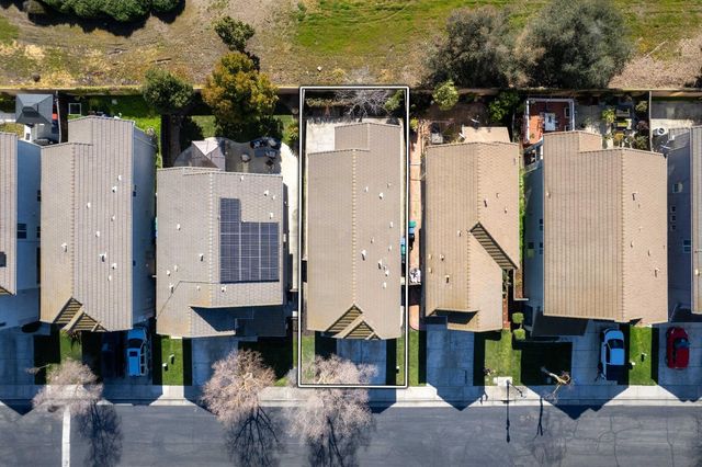 8271 Shay Cir, Stockton, CA 95212