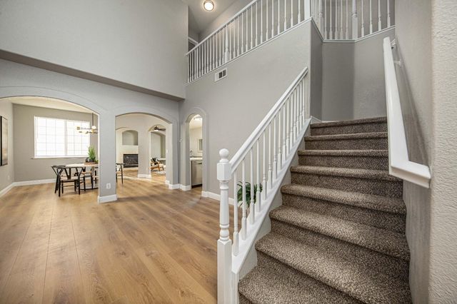 8271 Shay Cir, Stockton, CA 95212