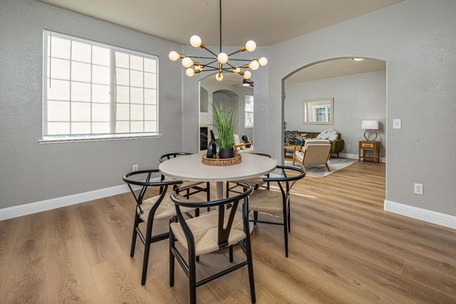 8271 Shay Cir, Stockton, CA 95212