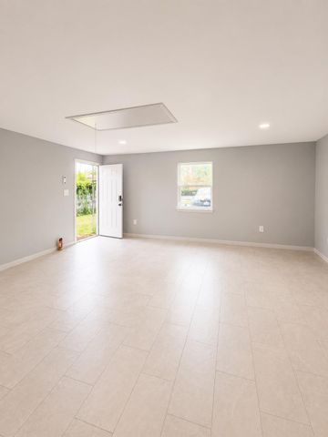 635 Nancy Rose 1, Houston, TX 77015