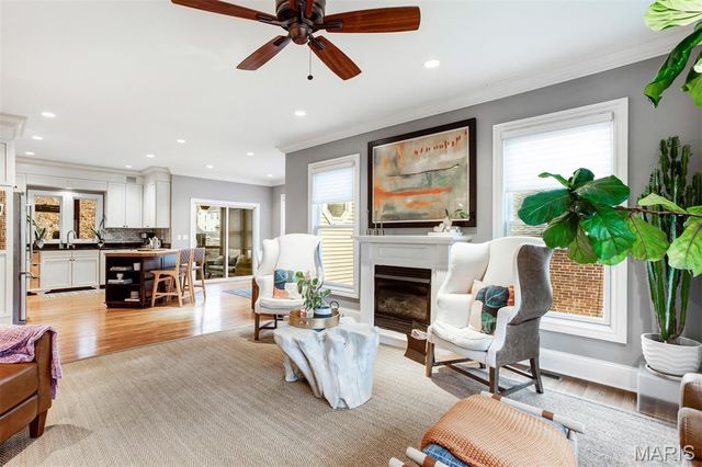 719 Yale Avenue, Webster Groves, MO 63119