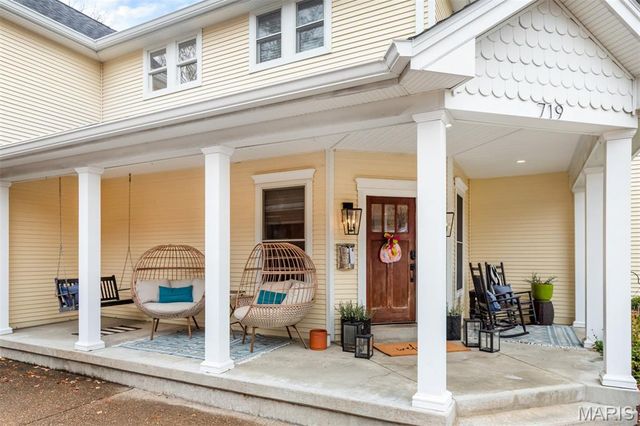 719 Yale Avenue, Webster Groves, MO 63119