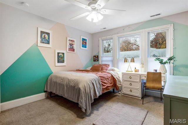 719 Yale Avenue, Webster Groves, MO 63119