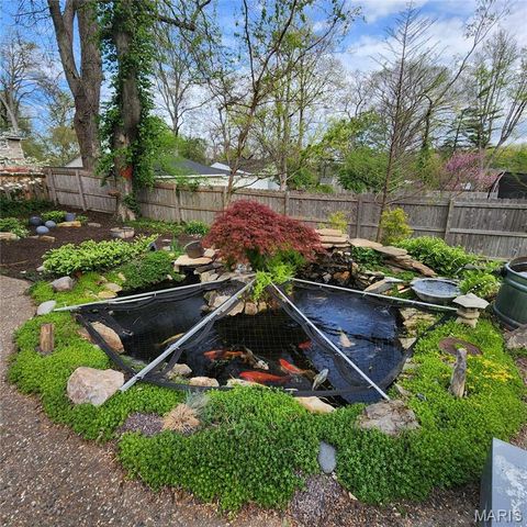 719 Yale Avenue, Webster Groves, MO 63119