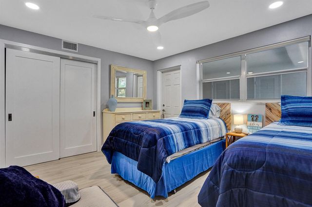 1169 Hillsboro 203, Hillsboro Beach, FL 33062