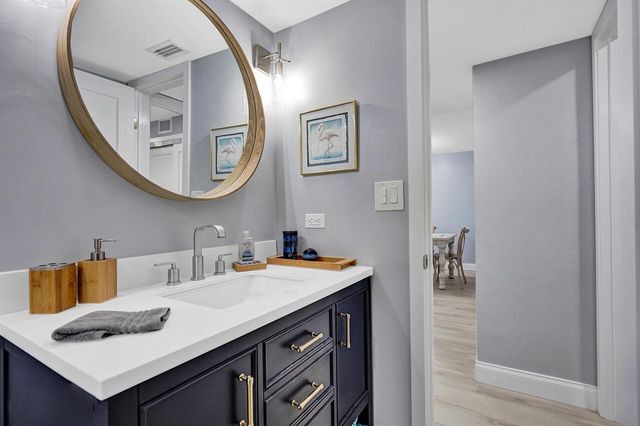 1169 Hillsboro 203, Hillsboro Beach, FL 33062