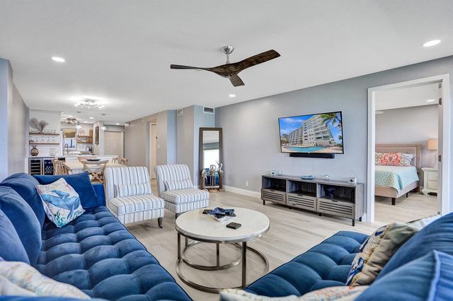 1169 Hillsboro 203, Hillsboro Beach, FL 33062