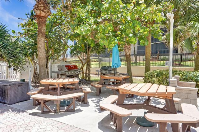 1169 Hillsboro 203, Hillsboro Beach, FL 33062