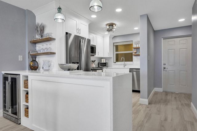 1169 Hillsboro 203, Hillsboro Beach, FL 33062