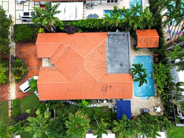 13310 NW 8th St, Miami, FL 33182