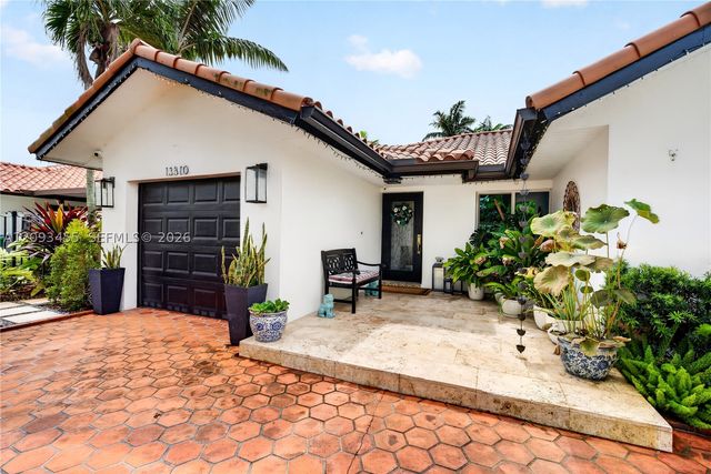 13310 NW 8th St, Miami, FL 33182