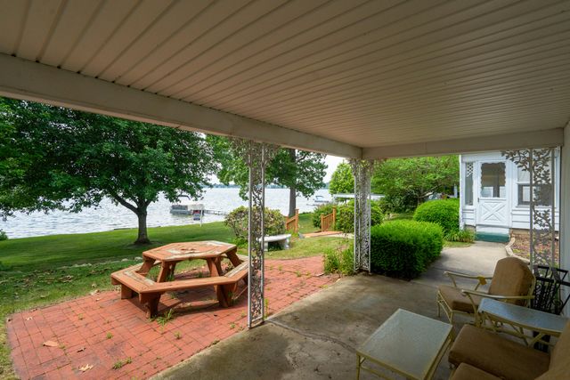 3624 E Shore Drive, Portage City, MI 49002