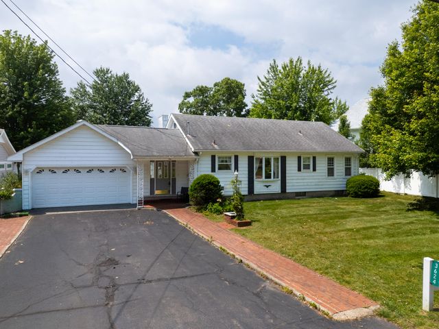 3624 E Shore Drive, Portage City, MI 49002