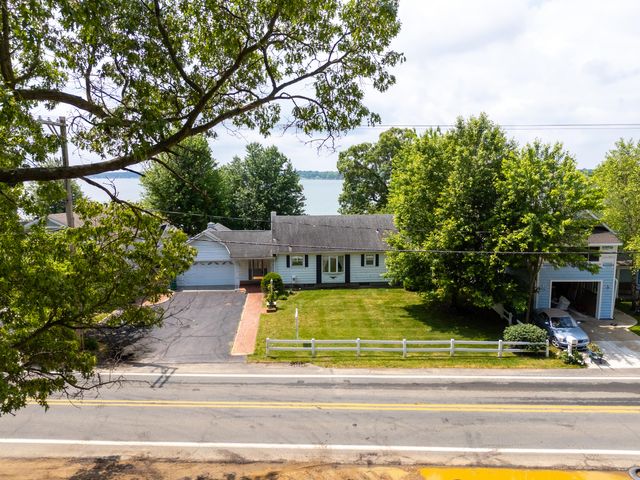 3624 E Shore Drive, Portage City, MI 49002