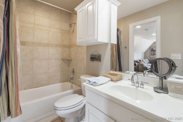 2317 E 138th Street S, Bixby, OK 74008