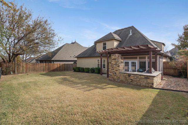 2317 E 138th Street S, Bixby, OK 74008
