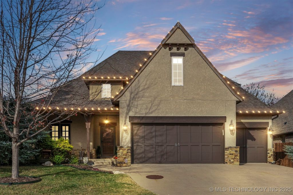 2317 E 138th Street S, Bixby, OK 74008