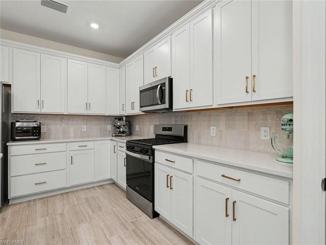 20645 Napa LOOP, Estero, FL 33928