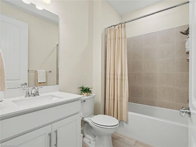20645 Napa LOOP, Estero, FL 33928