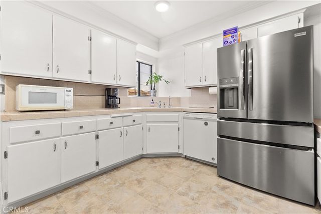 22737 Rashdall, Carson, CA 90745