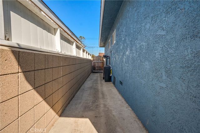 22737 Rashdall, Carson, CA 90745