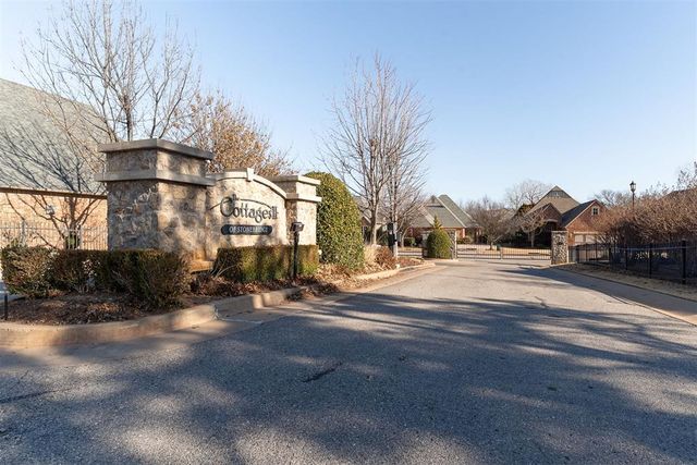 3717 Bonaire Place, Edmond, OK 73013