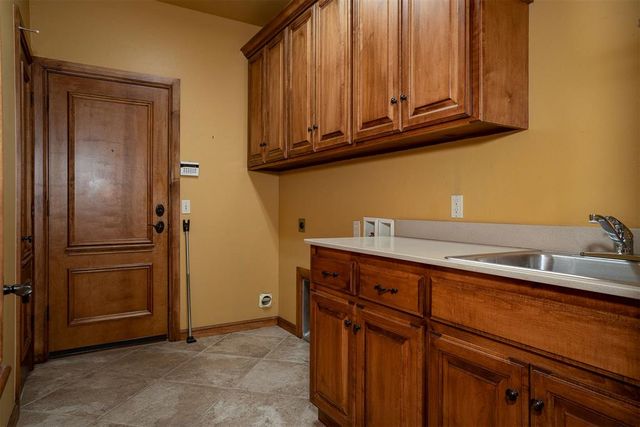 3717 Bonaire Place, Edmond, OK 73013