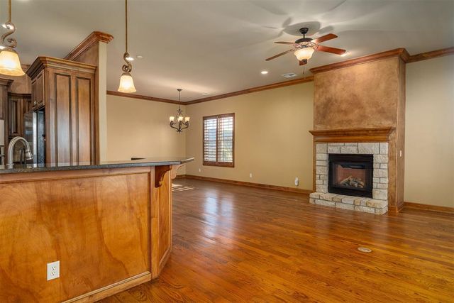 3717 Bonaire Place, Edmond, OK 73013