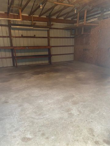 3302 W Dana Road, Coleman, MI 48618