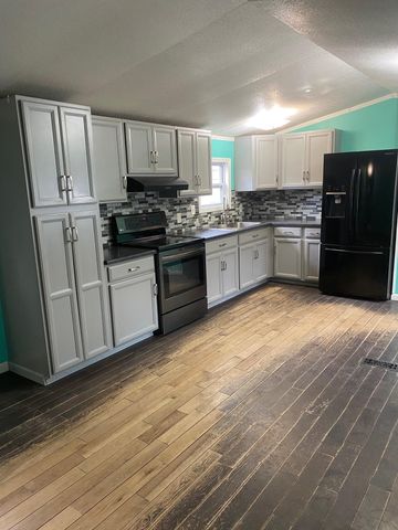 3302 W Dana Road, Coleman, MI 48618
