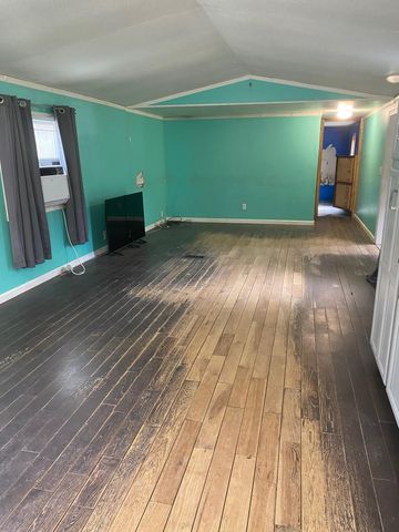 3302 W Dana Road, Coleman, MI 48618