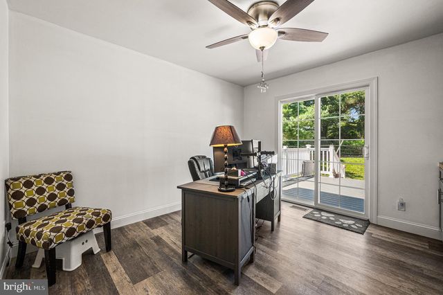 601 ORCHARD WAY, Aston, PA 19014