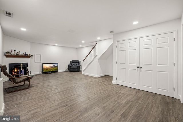 601 ORCHARD WAY, Aston, PA 19014