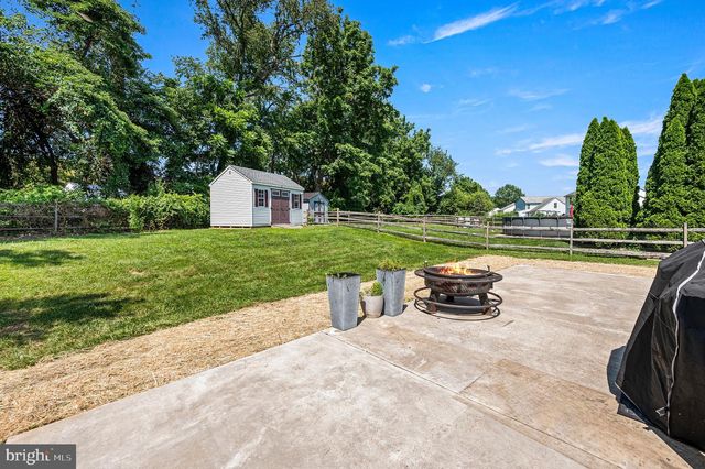601 ORCHARD WAY, Aston, PA 19014