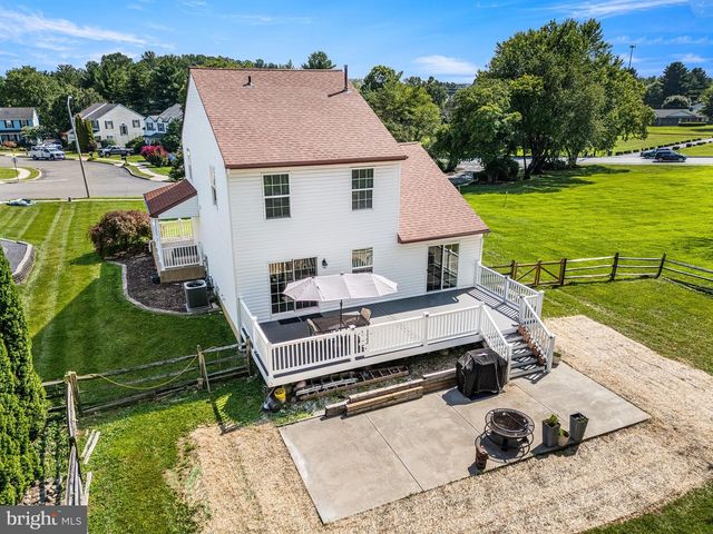601 ORCHARD WAY, Aston, PA 19014