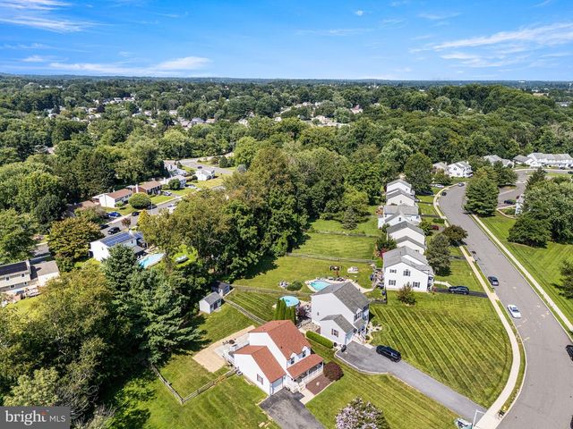 601 ORCHARD WAY, Aston, PA 19014