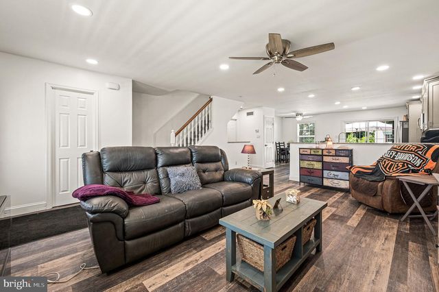 601 ORCHARD WAY, Aston, PA 19014