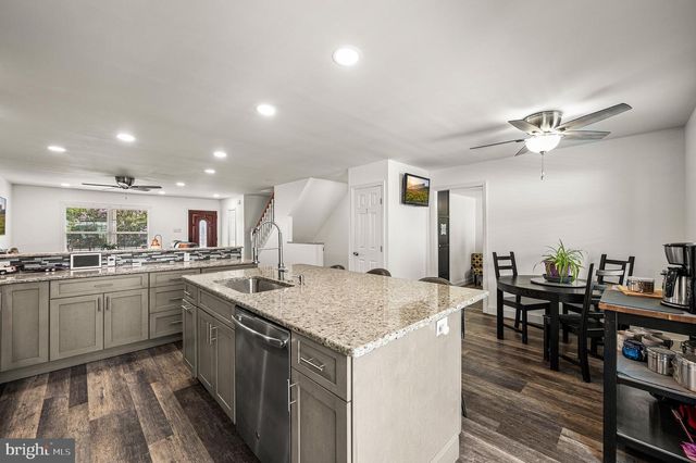601 ORCHARD WAY, Aston, PA 19014