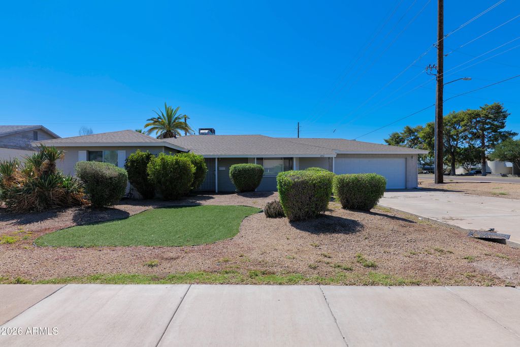 Image 1 of property listing at 1351 W 10th Street, Tempe, AZ 85281