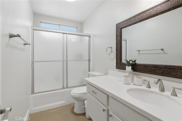 10424 Stage Coach Drive, Adelanto, CA 92301