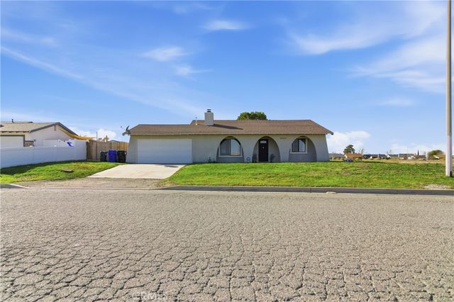 10424 Stage Coach Drive, Adelanto, CA 92301