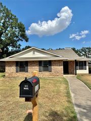 2111 Wisteria Street, Denton, TX 76205