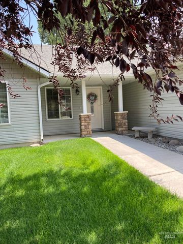 1422 N Evergreen, Jerome, ID 83338
