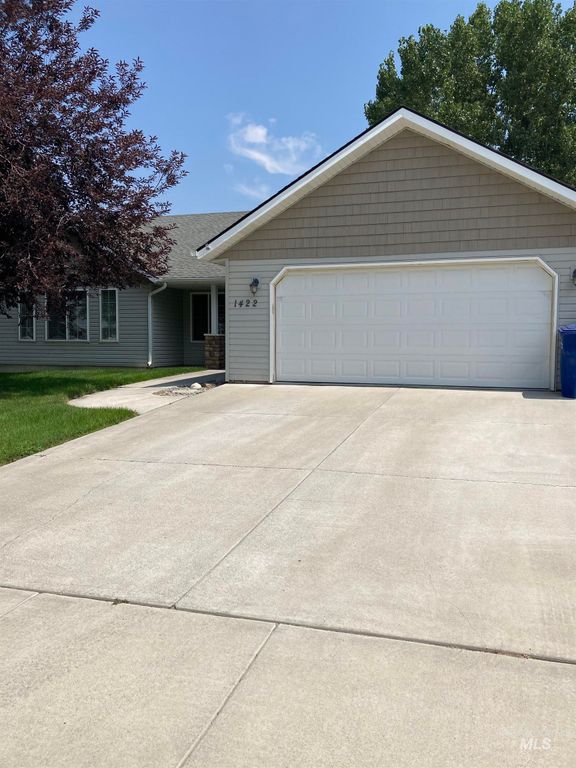 1422 N Evergreen, Jerome, ID 83338 photo 3