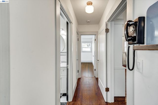 4241 Suter St, Oakland, CA 94619