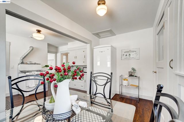 4241 Suter St, Oakland, CA 94619