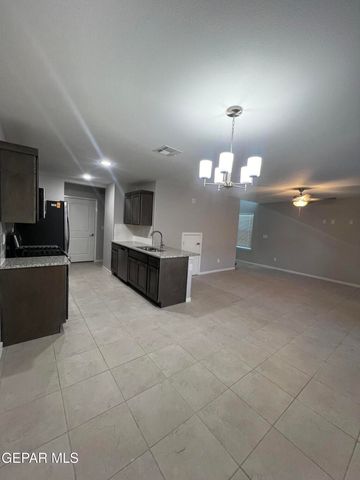 11467 Van Nuys Drive, Socorro, TX 79927